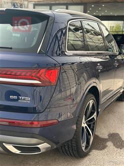 اودي Q7